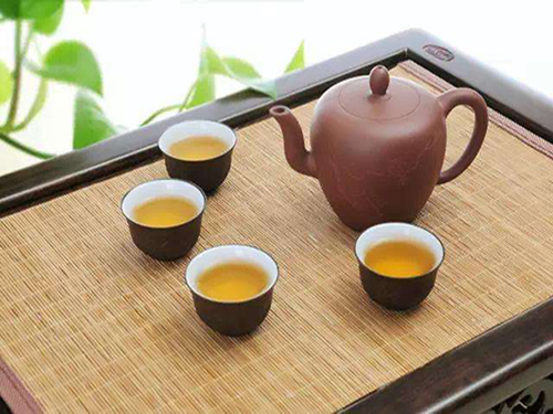 泡茶用什么水好？純凈水生產(chǎn)線有話說